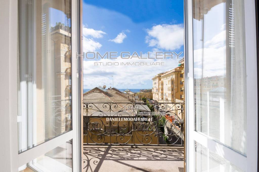 appartamento in vendita a Genova in zona Castelletto