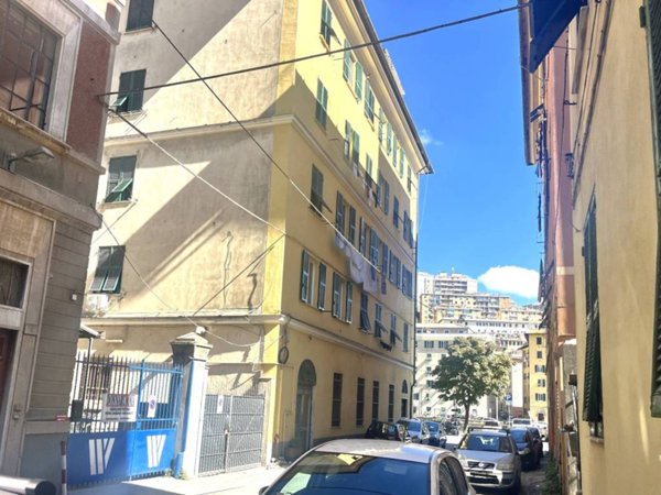 appartamento in vendita a Genova in zona Quezzi