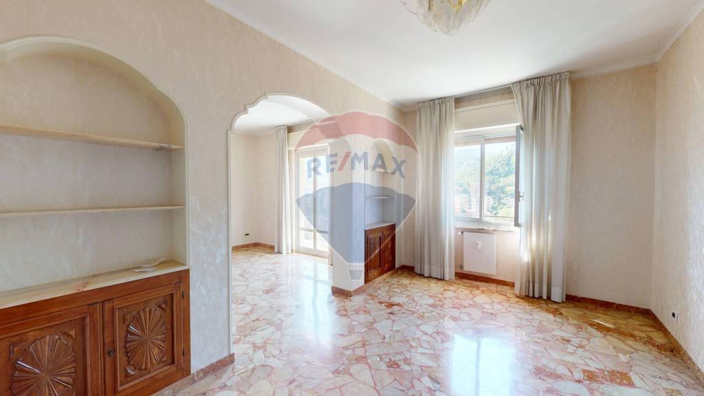 appartamento in vendita a Genova in zona Struppa