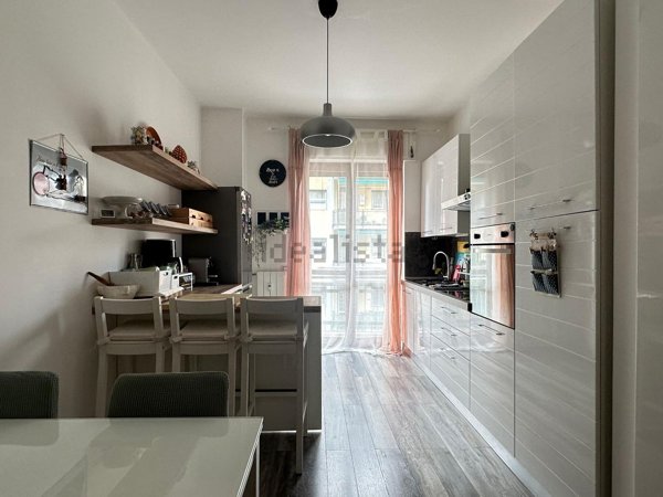 appartamento in vendita a Genova in zona Marassi