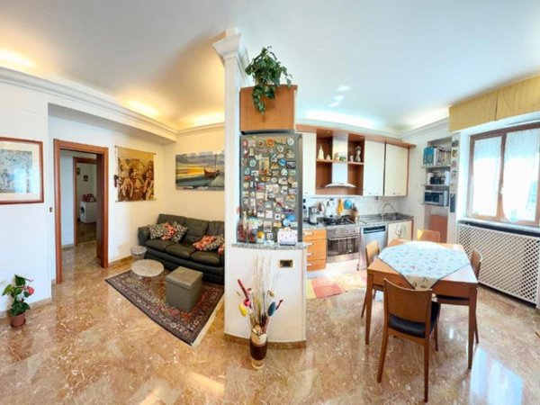 appartamento in vendita a Genova in zona Cornigliano