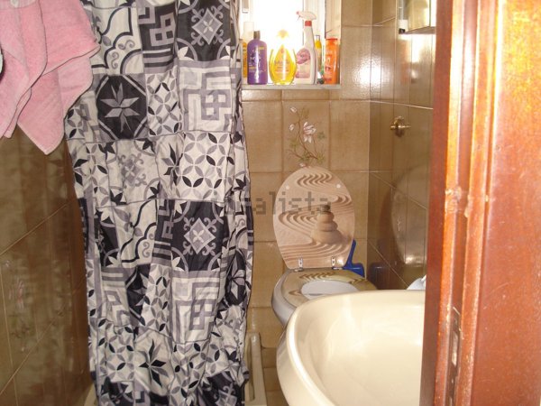 appartamento in vendita a Genova in zona Rivarolo