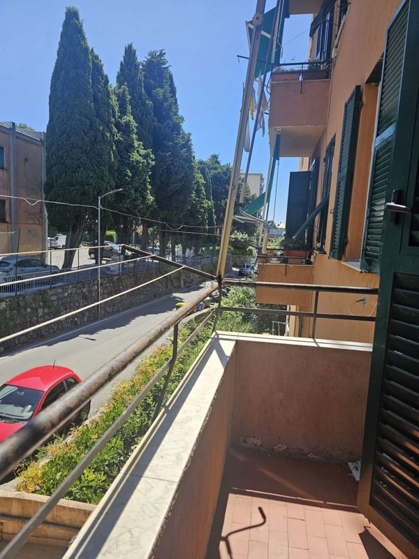 appartamento in vendita a Genova in zona Palmaro / Pra'