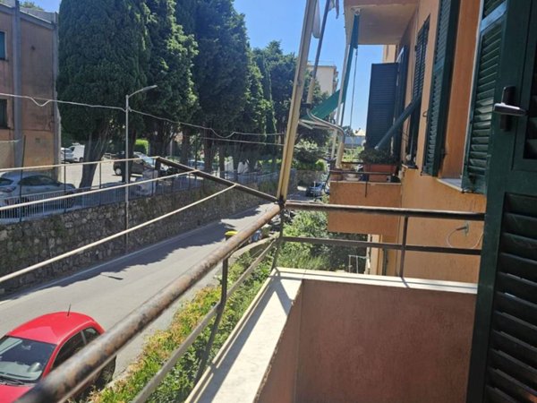appartamento in vendita a Genova in zona Palmaro / Pra'
