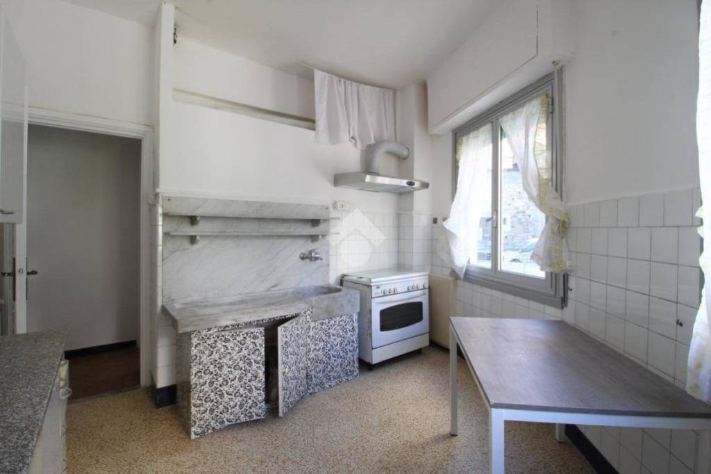 quadrivano in vendita a Genova in zona San Gottardo