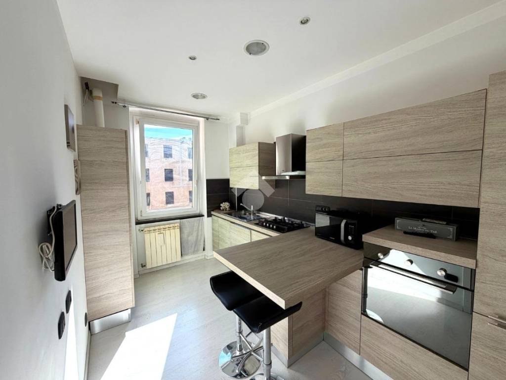 appartamento in vendita a Genova in zona Rivarolo