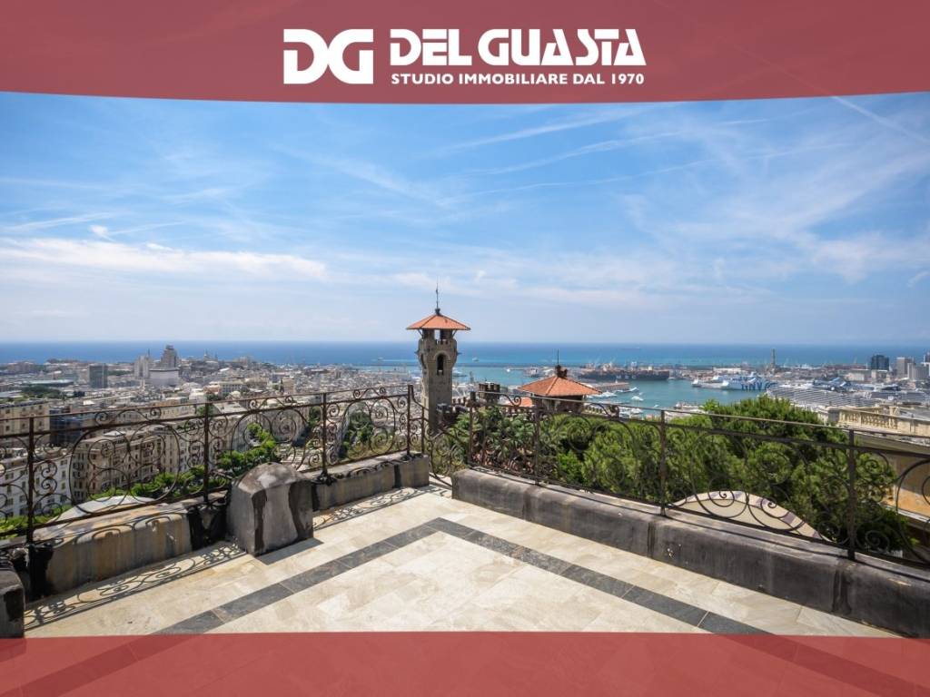 appartamento in vendita a Genova in zona Castelletto