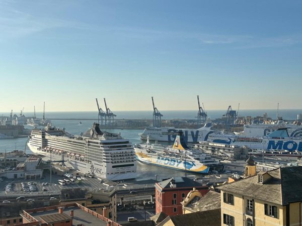 appartamento in vendita a Genova in zona San Teodoro