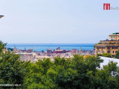 appartamento in vendita a Genova in zona Castelletto