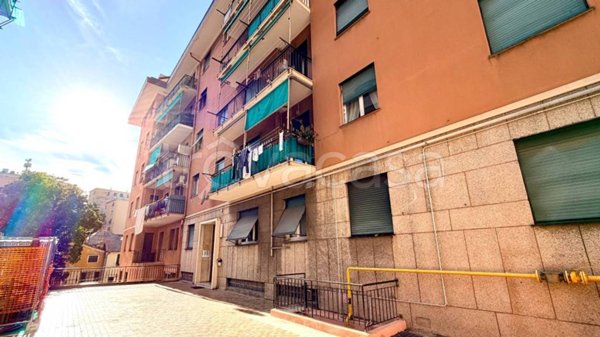 appartamento in vendita a Genova in zona Sturla