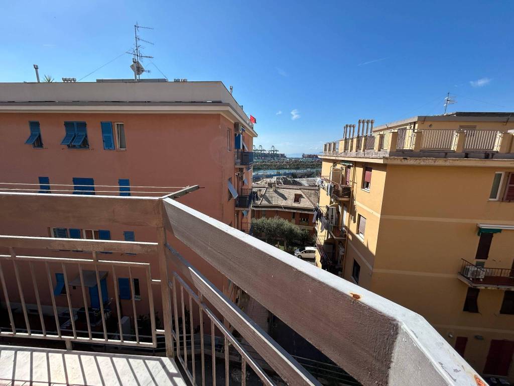 appartamento in vendita a Genova in zona Multedo