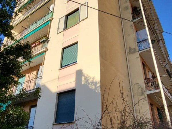 appartamento in vendita a Genova in zona Marassi