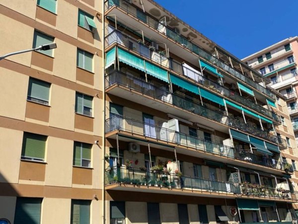 appartamento in vendita a Genova in zona Lagaccio / Granarolo