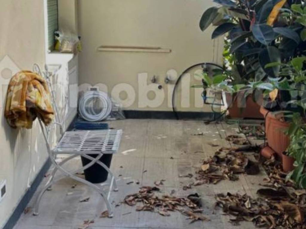 appartamento in vendita a Genova in zona Foce