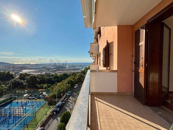 appartamento in vendita a Genova in zona Pegli