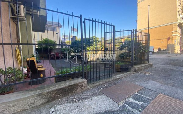 appartamento in vendita a Genova in zona Sampierdarena