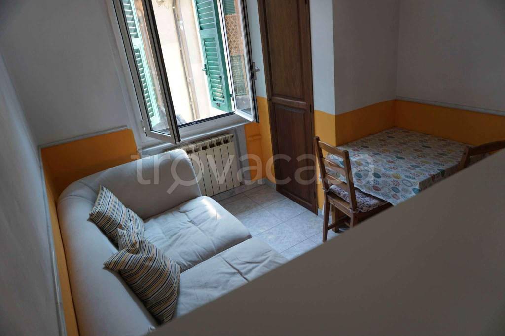 appartamento in vendita a Genova in zona Marassi