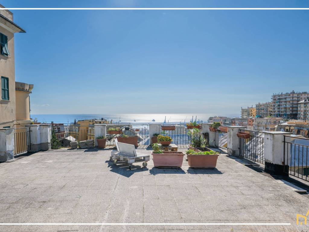 appartamento in vendita a Genova