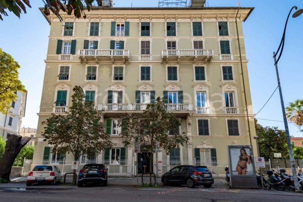 appartamento in vendita a Genova in zona Castelletto