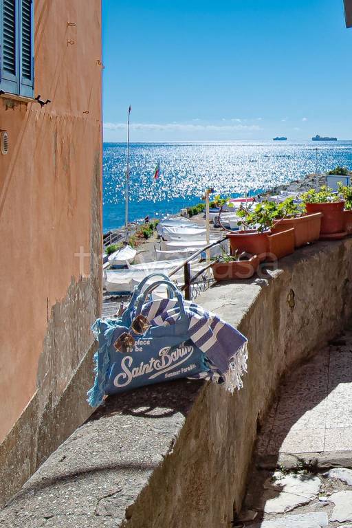 appartamento in vendita a Genova in zona Albaro