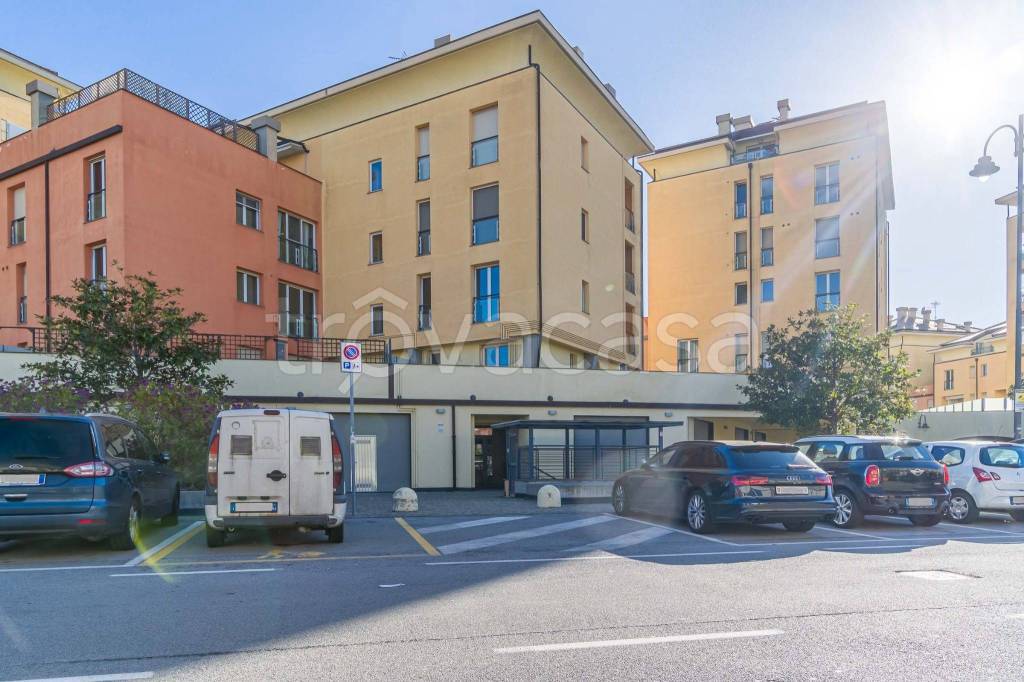 appartamento in vendita a Genova in zona Sestri Ponente