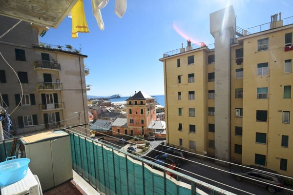 appartamento in vendita a Genova in zona Voltri
