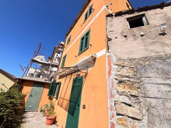 casa semindipendente in vendita a Genova
