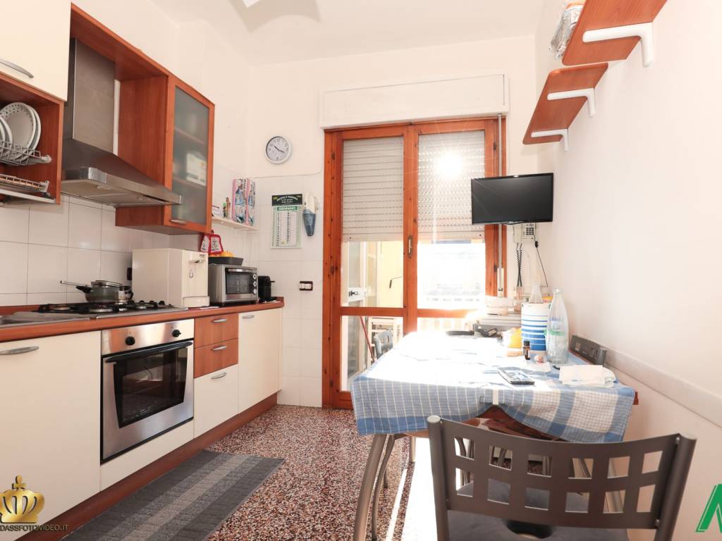 appartamento in vendita a Genova in zona Marassi
