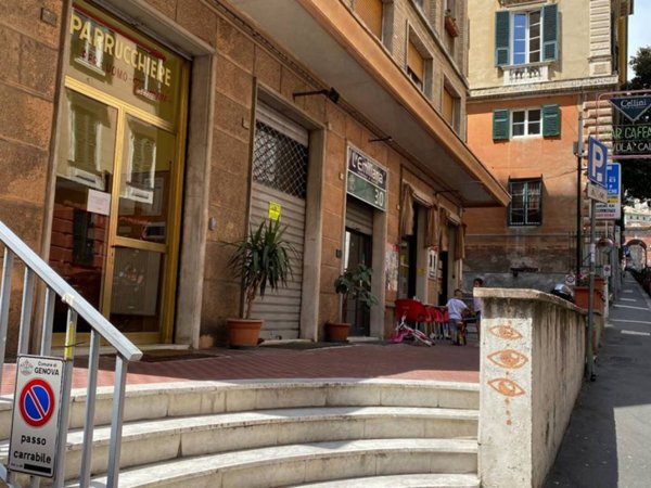 negozio in vendita a Genova in zona Centro Storico