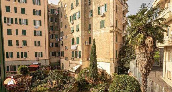 appartamento in vendita a Genova in zona Pegli