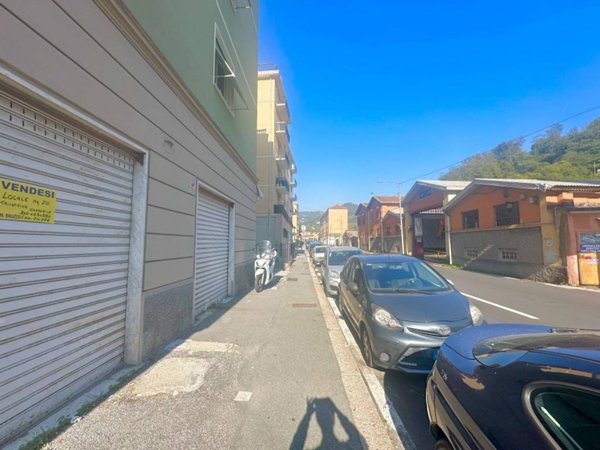 appartamento in vendita a Genova in zona Pontedecimo