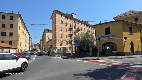 appartamento in vendita a Genova in zona Bolzaneto