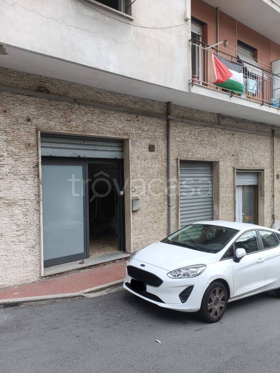 appartamento in vendita a Genova in zona Staglieno