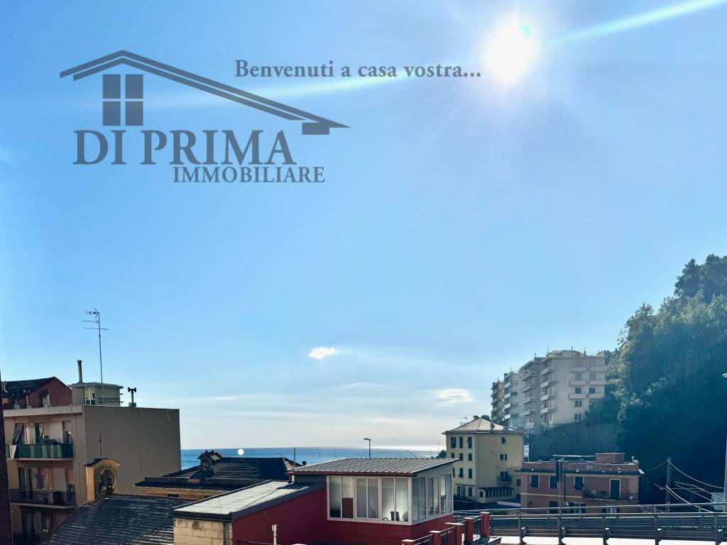 appartamento in vendita a Genova in zona Voltri