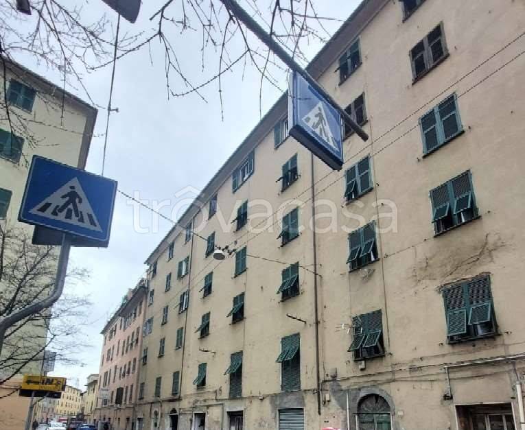 appartamento in vendita a Genova in zona Rivarolo