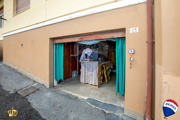 negozio in vendita a Genova in zona Nervi