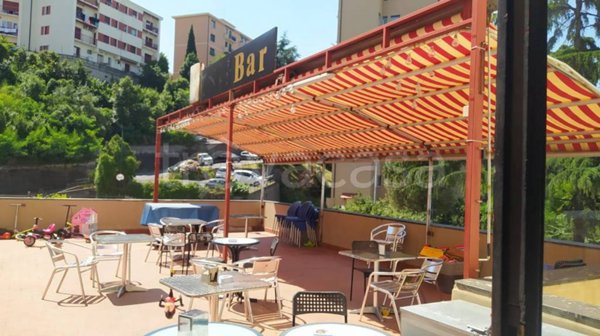 negozio in vendita a Genova in zona Cornigliano