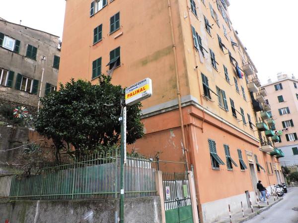 appartamento in vendita a Genova in zona Lagaccio / Granarolo