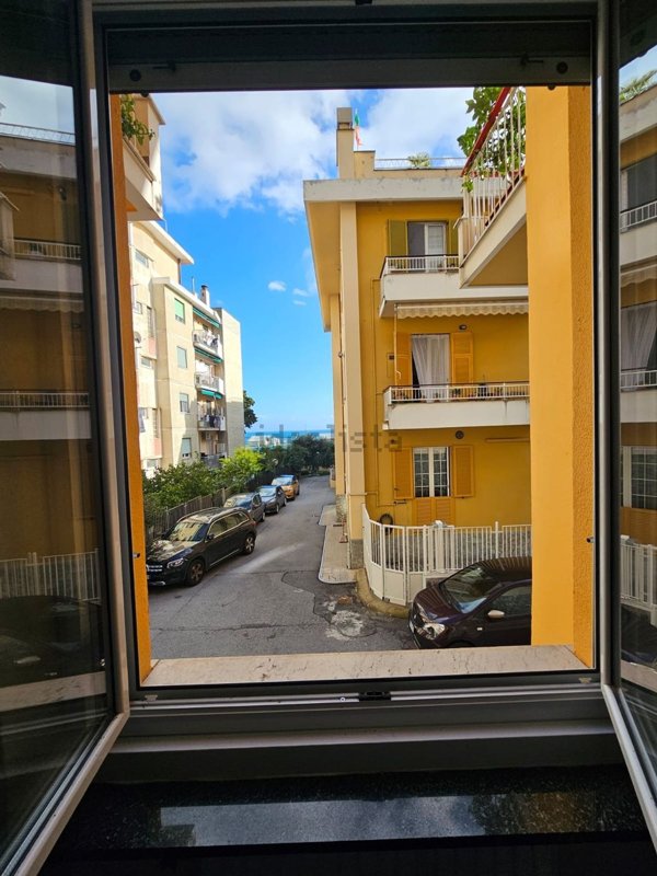 appartamento in vendita a Genova in zona Pegli