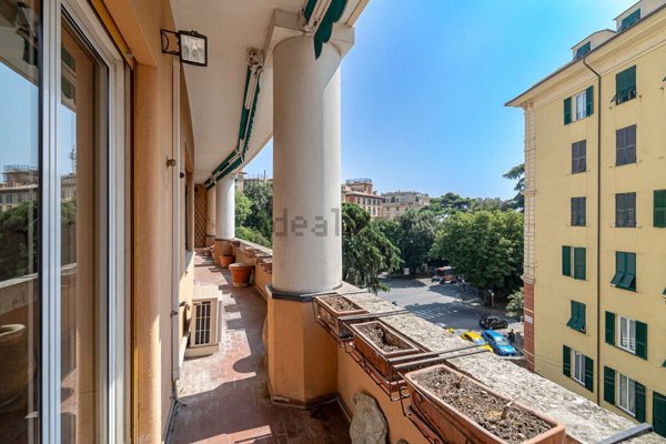 appartamento in vendita a Genova in zona Castelletto