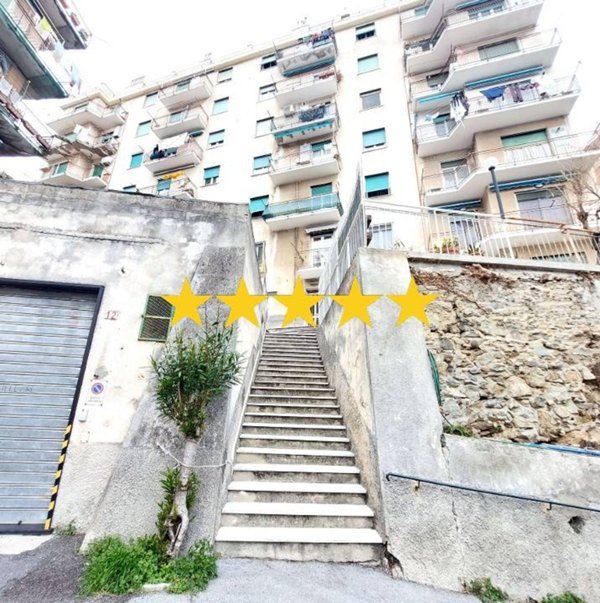 appartamento in vendita a Genova in zona Palmaro / Pra'