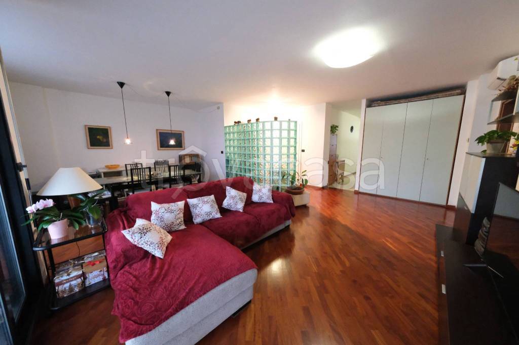 appartamento in vendita a Genova in zona Pegli