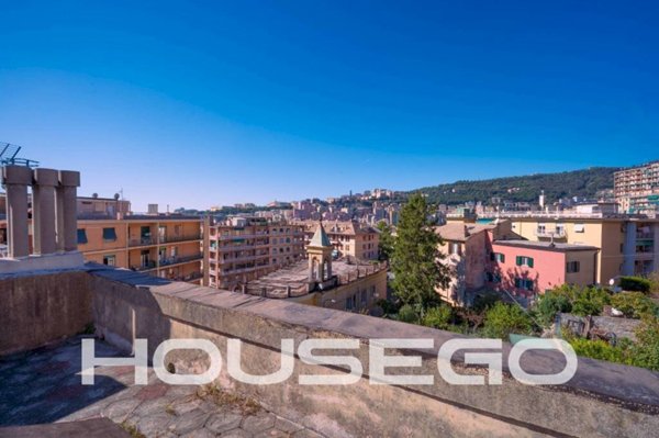 appartamento in vendita a Genova in zona Marassi