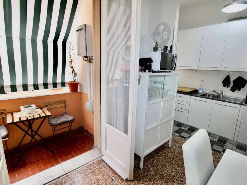 appartamento in vendita a Genova in zona Struppa