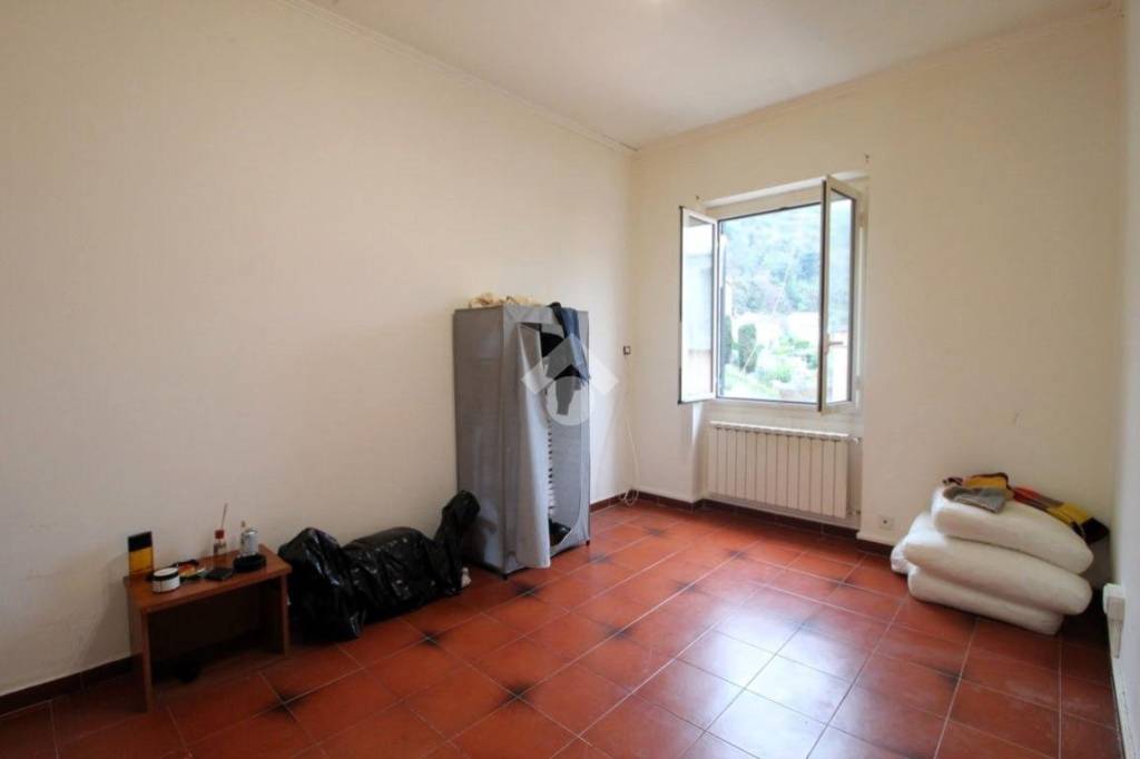 appartamento in vendita a Genova in zona San Gottardo/Sant'Eusebio