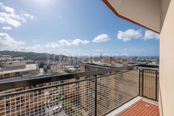 appartamento in vendita a Genova in zona Marassi