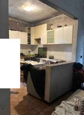 appartamento in vendita a Genova in zona Staglieno