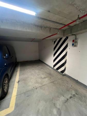 negozio in vendita a Genova in zona San Vincenzo