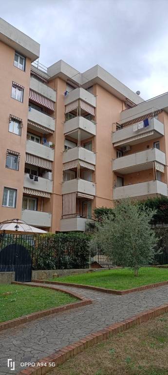 appartamento in vendita a Genova in zona Struppa