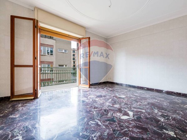 appartamento in vendita a Genova in zona Sestri Ponente